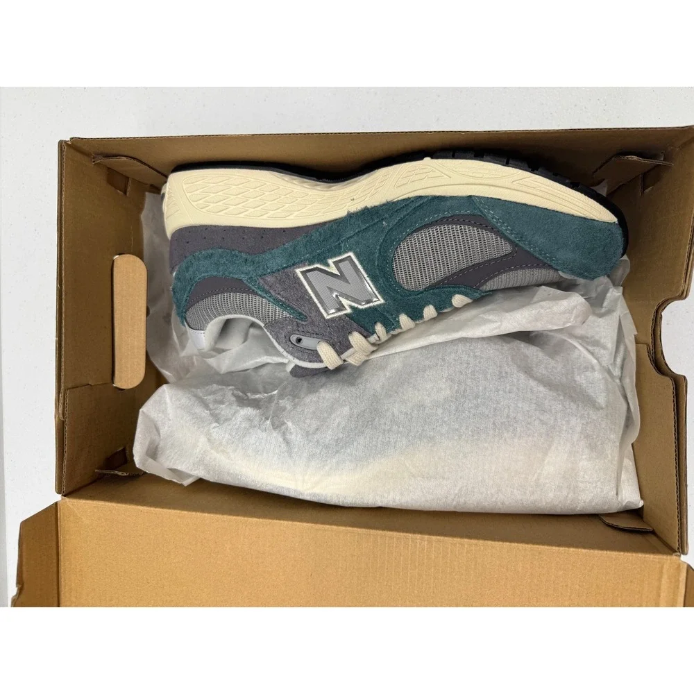 New Balance Sneakers Mens 8.5 Green Grey 2002R Hairy Suede Mesh Running Shoes